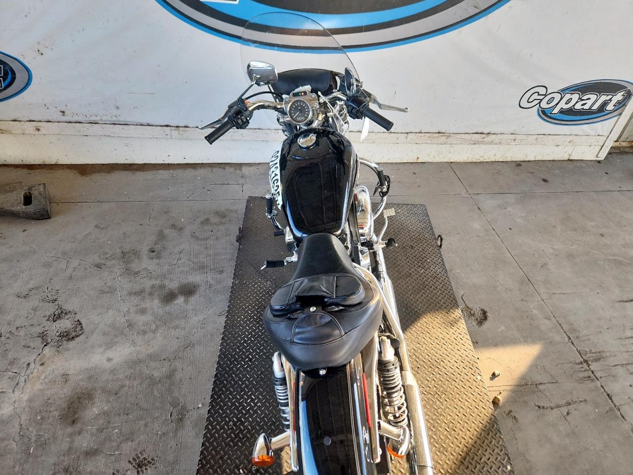 2016 Harley-Davidson Xl1200 C VIN: 1HD1CT313GC443994 Lot: 92431635