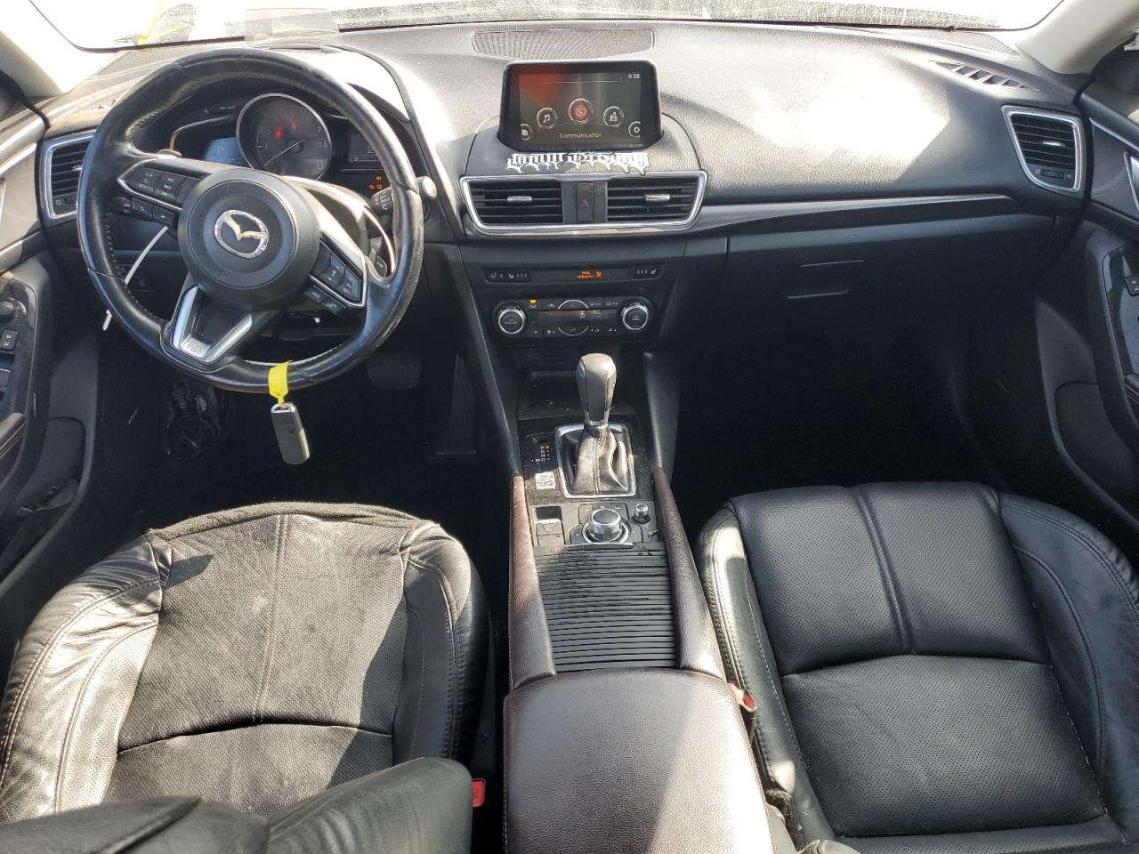 2018 Mazda 3 Grand Touring VIN: 3MZBN1W38JM218622 Lot: 90323645