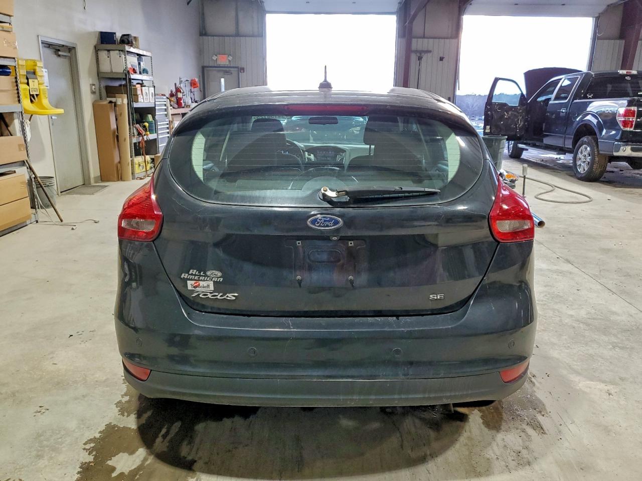 2015 Ford Focus Se VIN: 1FADP3K29FL303837 Lot: 94156125