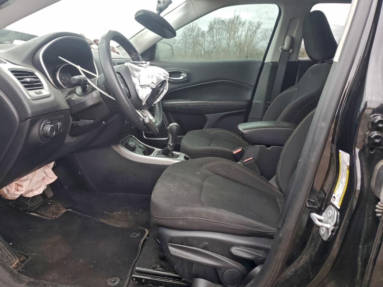 2019 Jeep Compass Sport VIN: 3C4NJDABXKT651667 Lot: 94307025