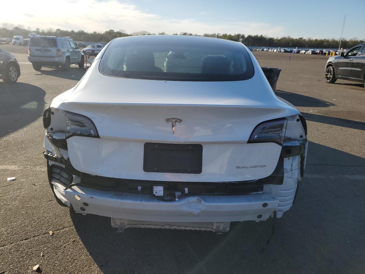 2022 Tesla Model 3 VIN: 5YJ3E1EB7NF340060 Lot: 93306945