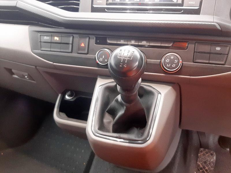 2022 VOLKSWAGEN TRANSPORTER 2.0 TDI 110 HIGHLINE KOMBI VAN