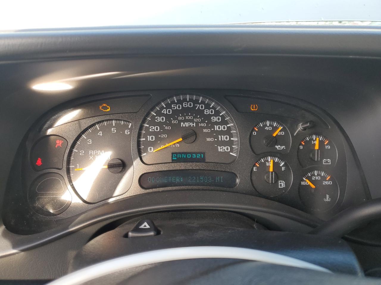 2004 Chevrolet Tahoe K1500 VIN: 1GNEK13Z64J311620 Lot: 93681785