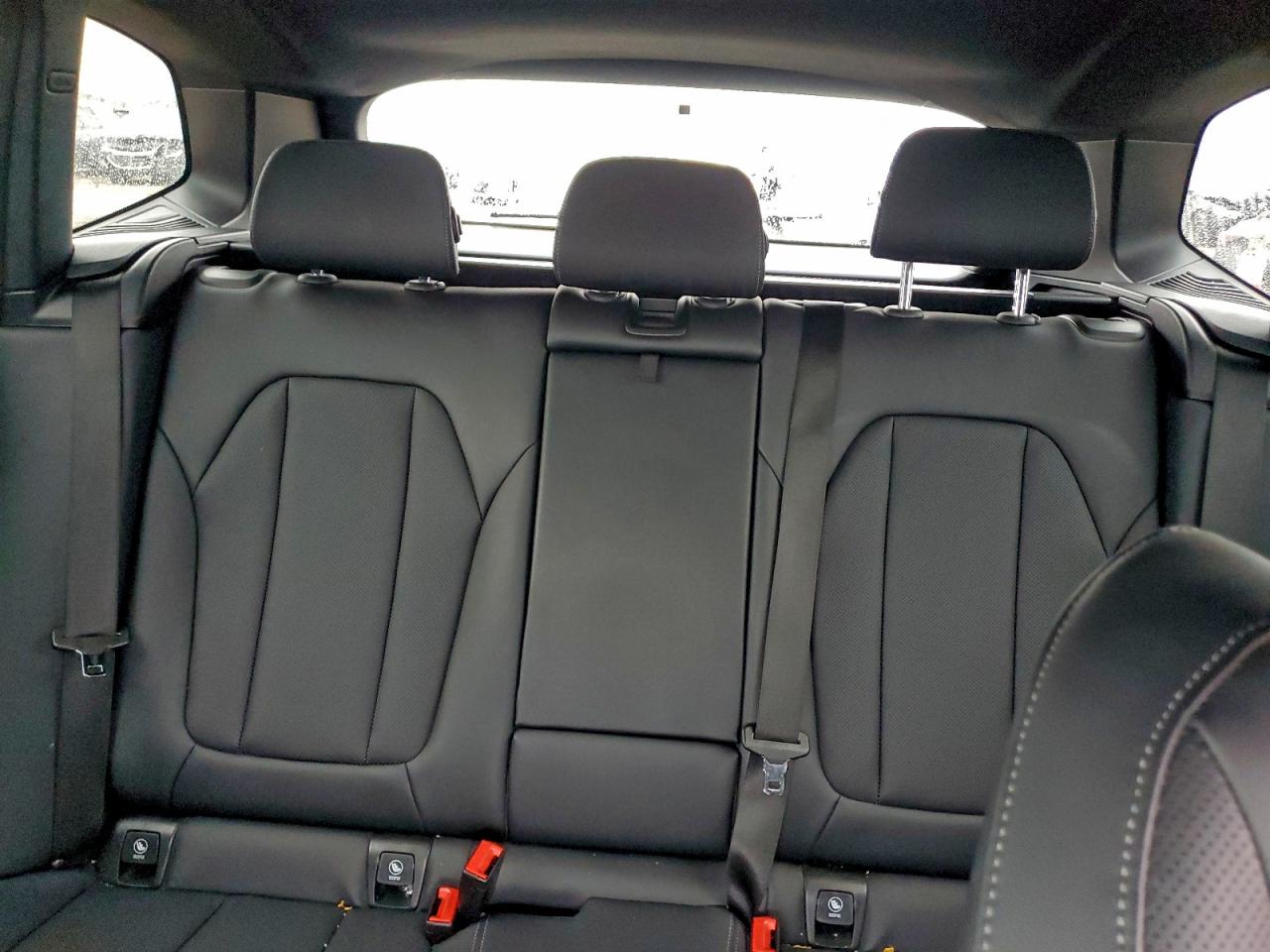 2022 BMW X3 xDrive30I VIN: 5UX53DP07N9K82259 Lot: 93985905