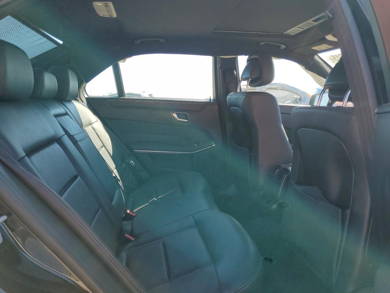 2014 Mercedes-Benz E 350 VIN: WDDHF5KB5EA868922 Lot: 92831015