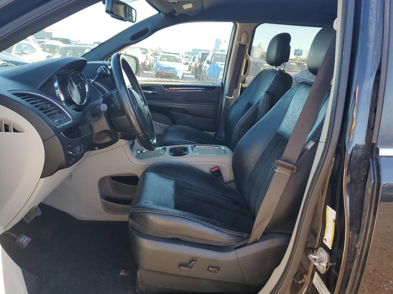 2017 Dodge Grand Caravan Sxt VIN: 2C4RDGCG2HR562514 Lot: 90591785