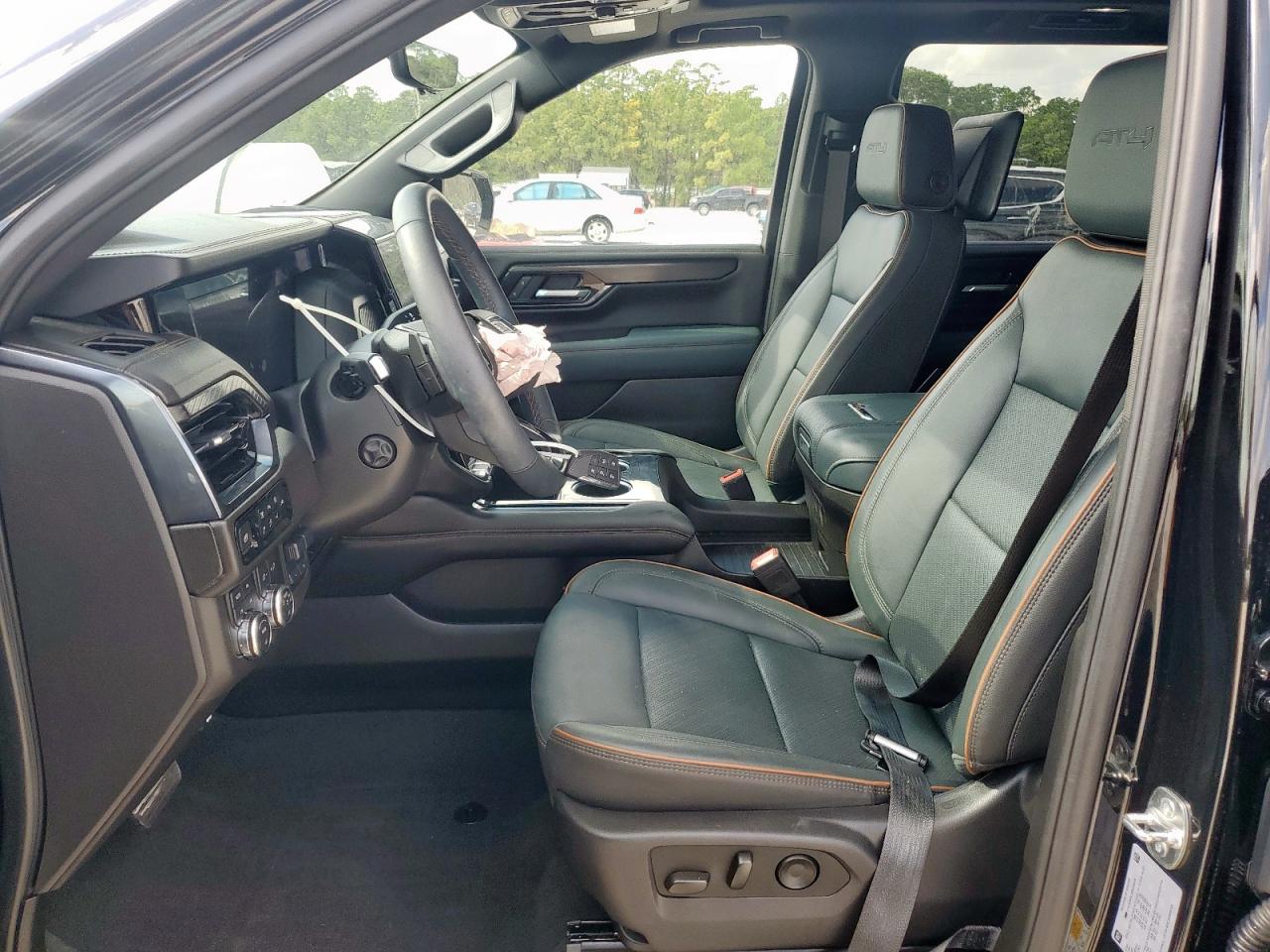 2025 GMC Yukon Xl At4 VIN: 1GKS2HRL3SR226826 Lot: 93145025