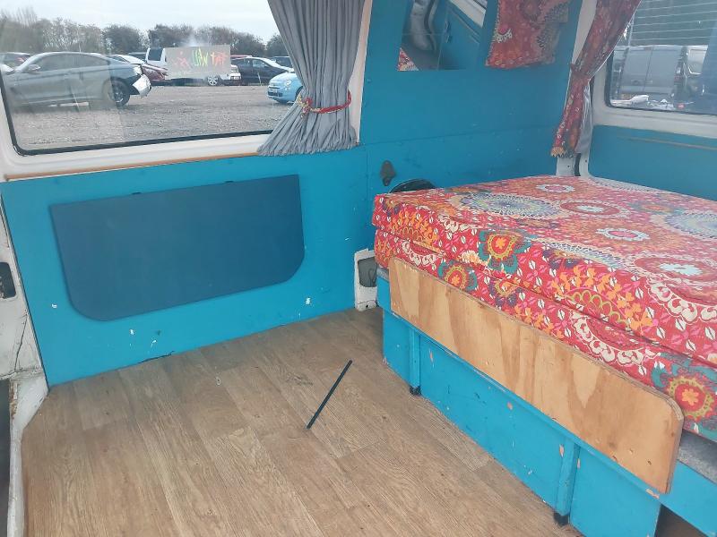 1993 VOLKSWAGEN TRANSPORTER DIES 