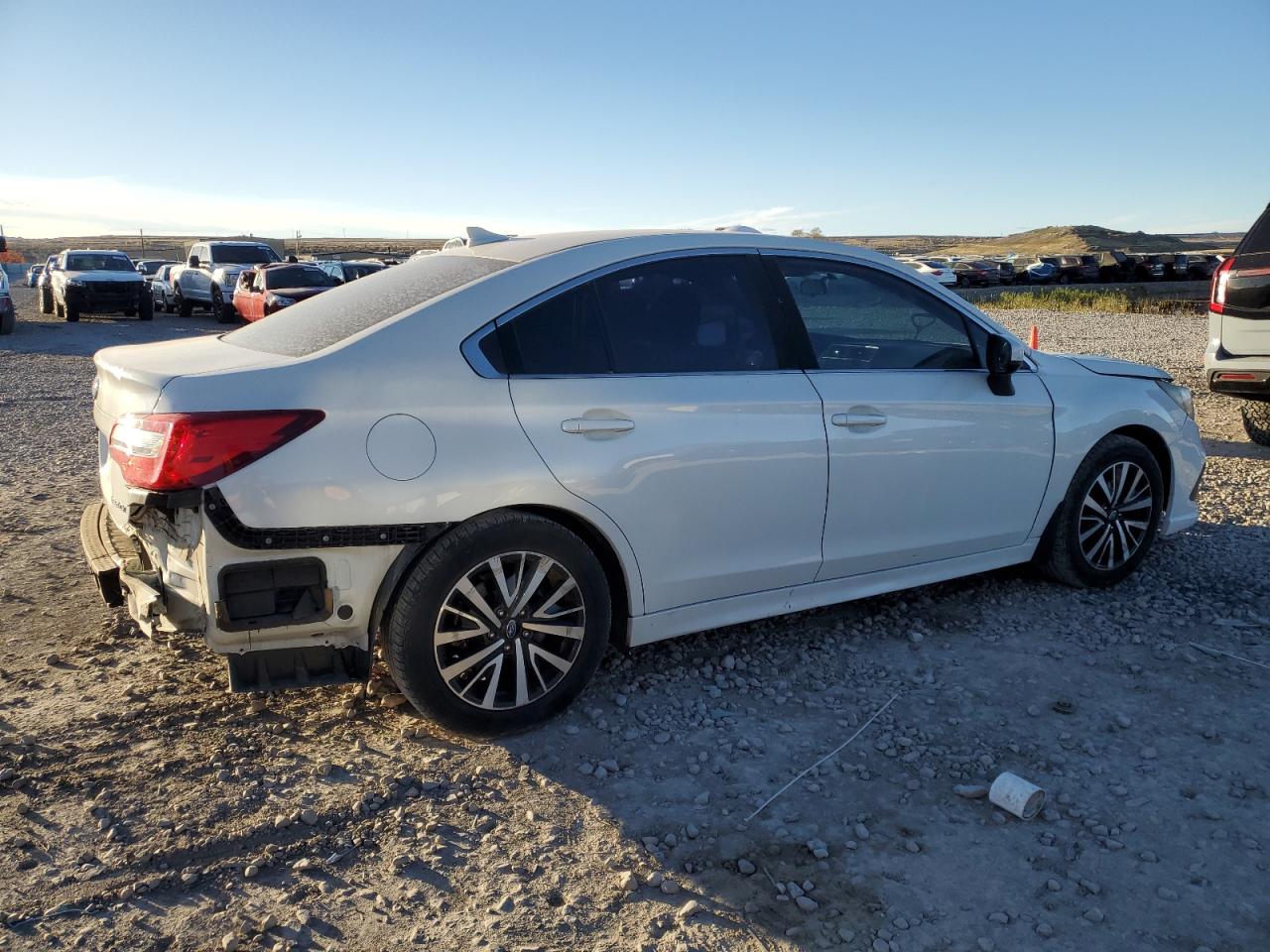 2018 Subaru Legacy 2.5I Premium white null gas 4S3BNAC61J3041365 photo #4