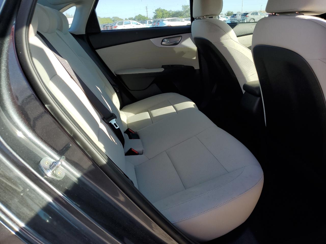 2023 Kia Forte Lx VIN: 3KPF24AD8PE581388 Lot: 92741675