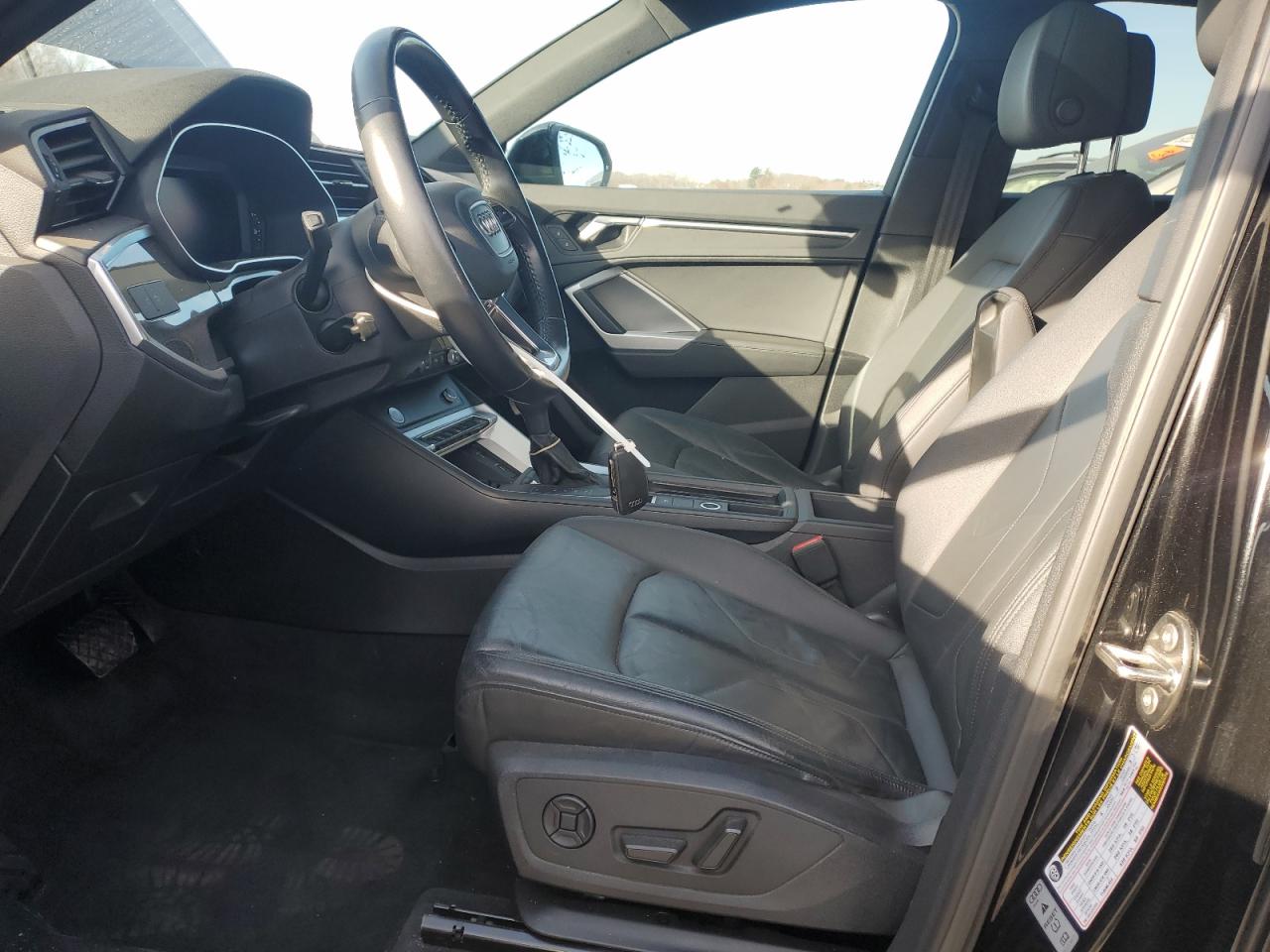 2020 Audi Q3 Premium Plus VIN: WA1BECF33L1076110 Lot: 93033495