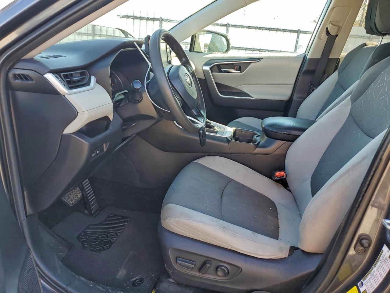 2021 Toyota Rav4 Xle VIN: 2T3W1RFV5MW140349 Lot: 94740875