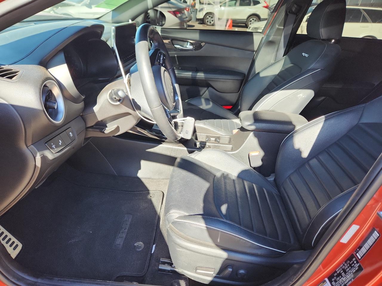 2023 Kia Forte Gt Line VIN: 3KPF54AD8PE651737 Lot: 91210575