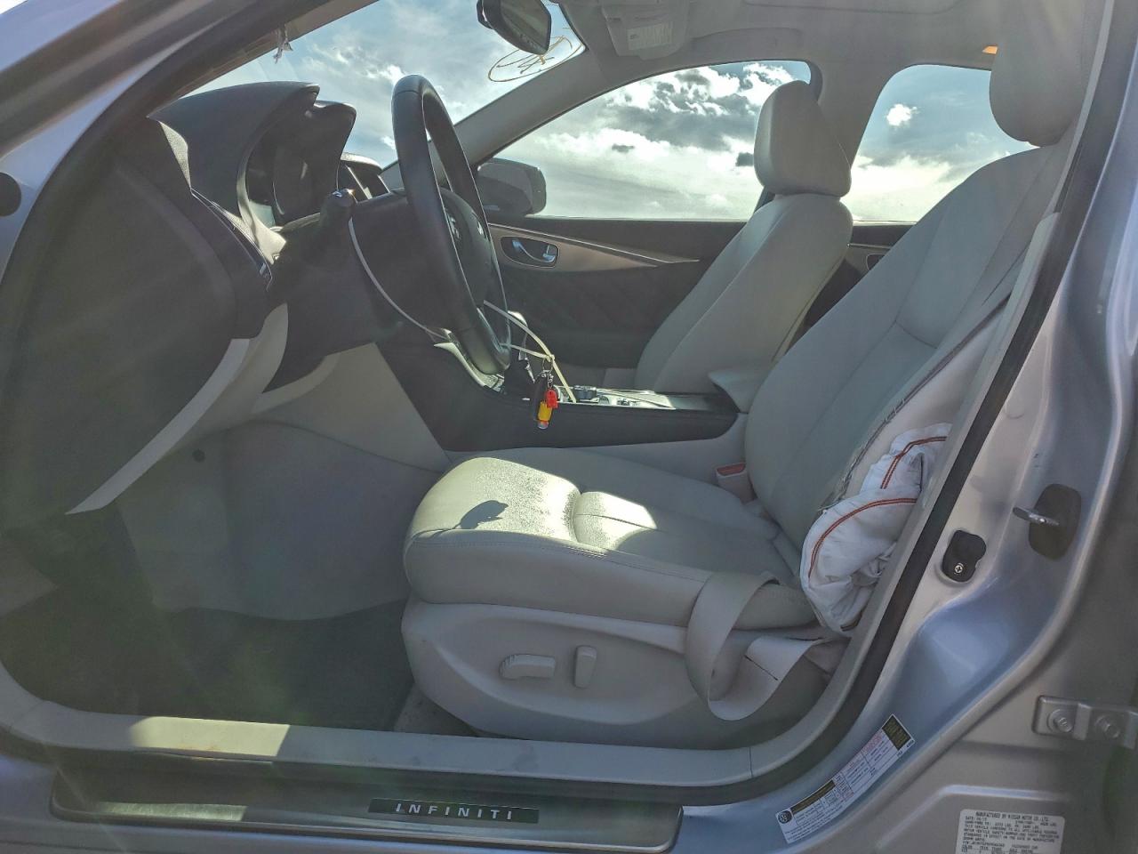 2015 Infiniti Q50 Base VIN: JN1BV7AP5FM344345 Lot: 94234785