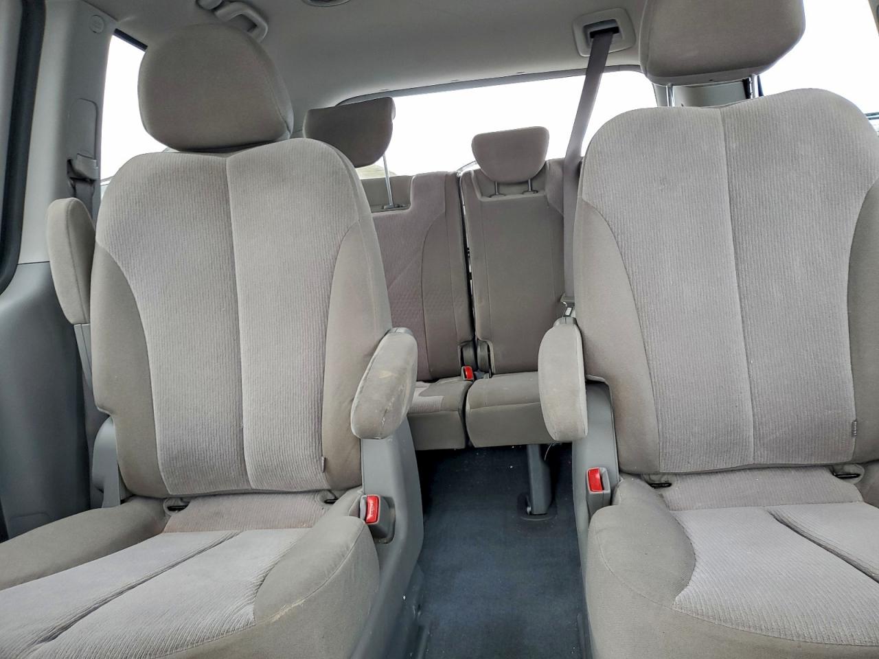 2014 Kia Sedona Lx VIN: KNDMG4C73E6542307 Lot: 94190765