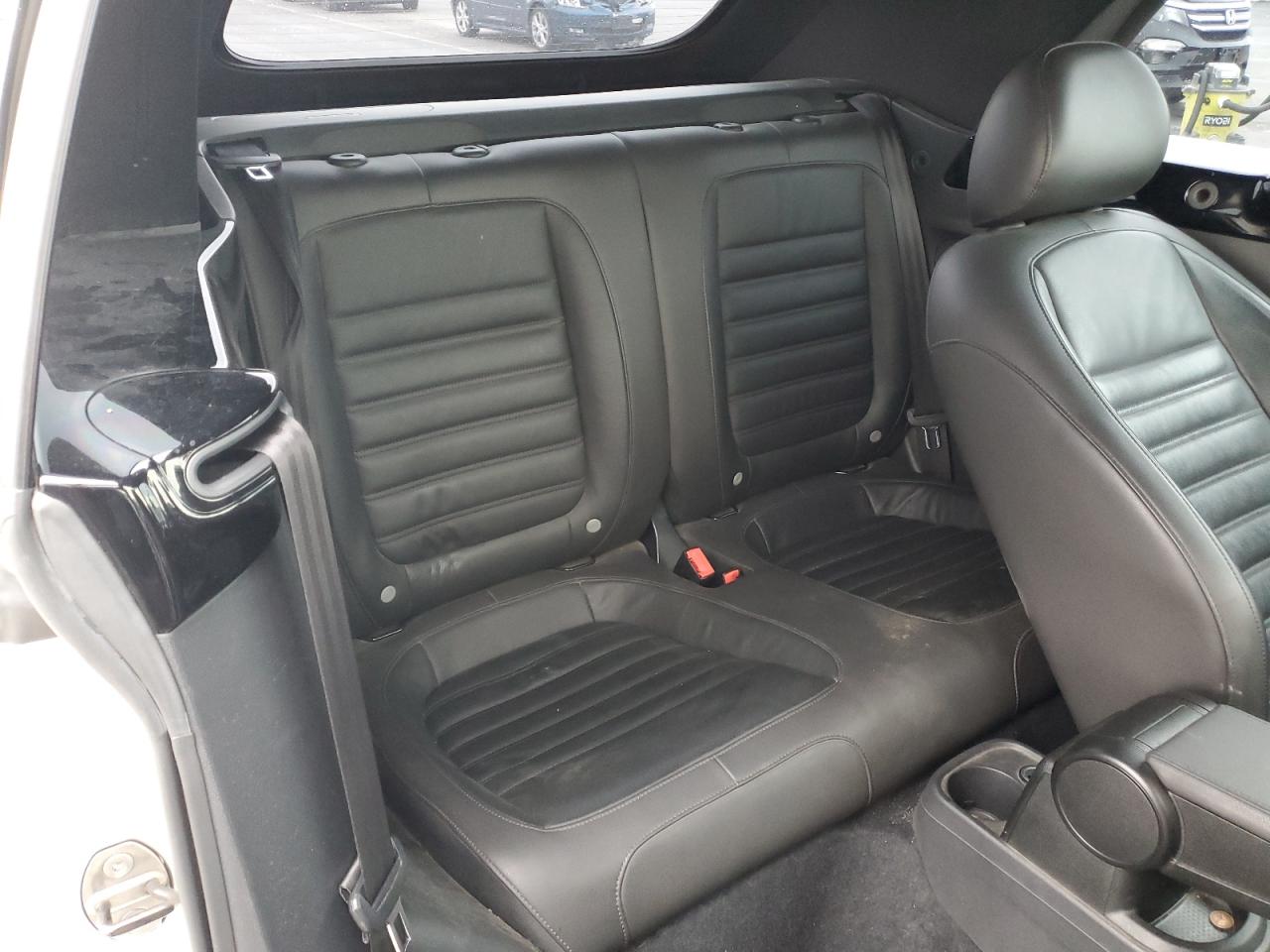 2014 Volkswagen Beetle Turbo VIN: 3VW7S7AT7EM800869 Lot: 91320045