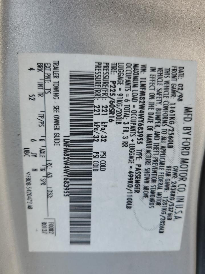 1998 Lincoln Town Car Signature VIN: 1LNFM82W4WY683955 Lot: 92408325