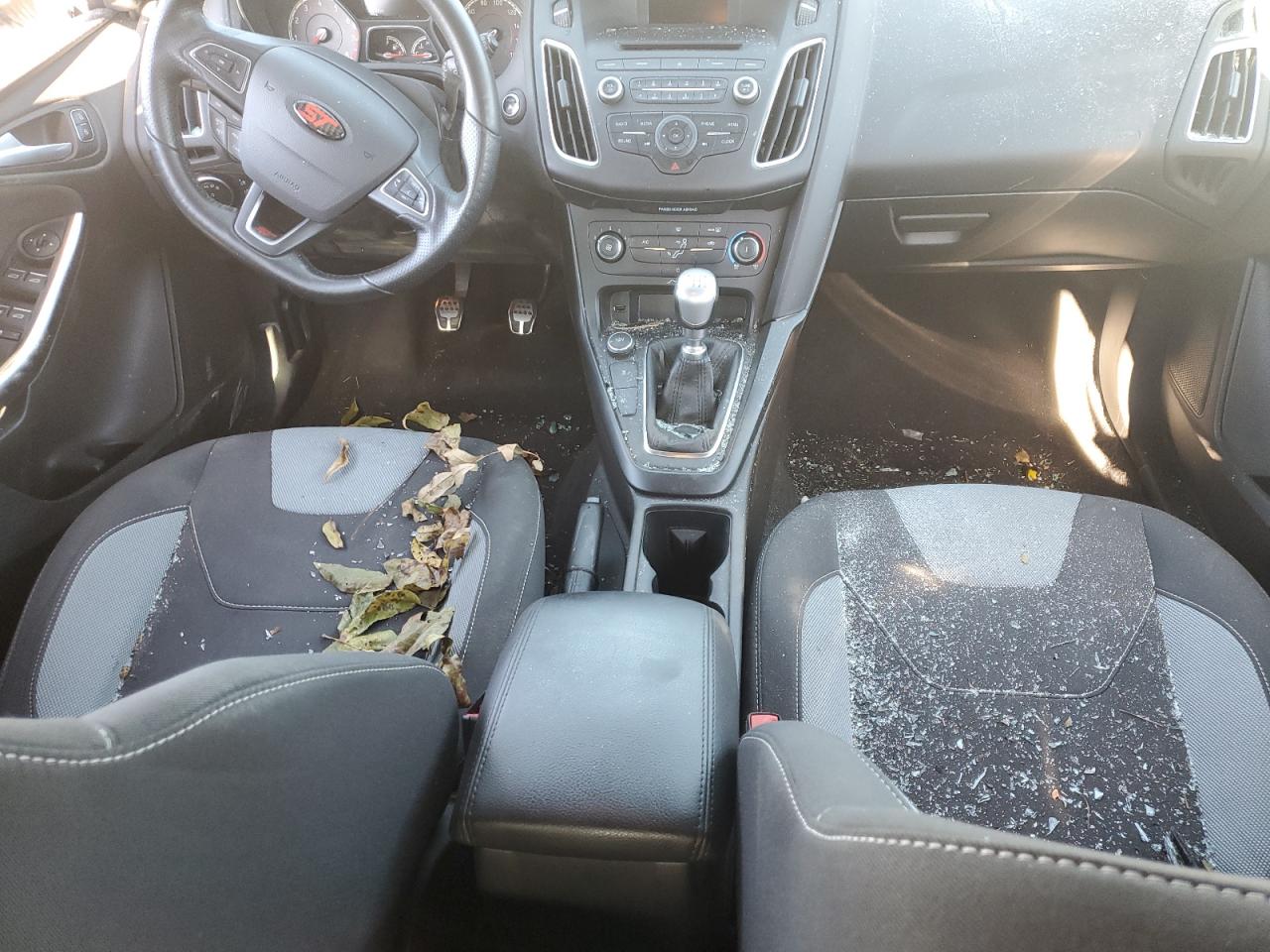 2016 Ford Focus St VIN: 1FADP3L93GL378255 Lot: 92353625