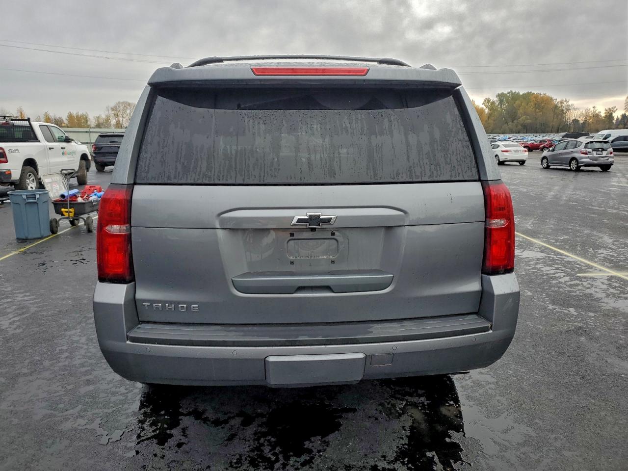 2019 Chevrolet Tahoe K1500 Lt VIN: 1GNSKBKC7KR221008 Lot: 94183695