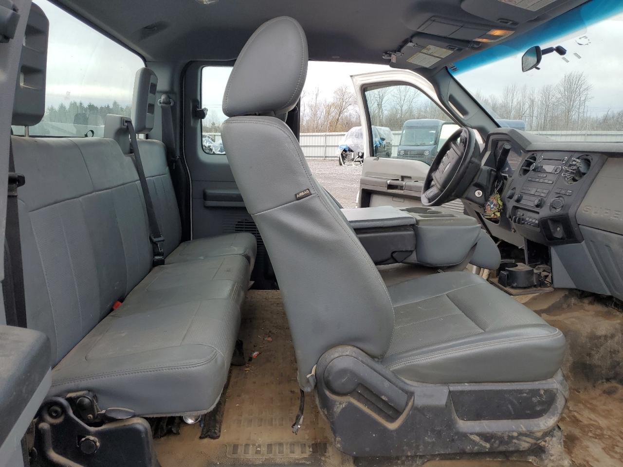 2015 Ford F350 Utility / Service Truck VIN: 1FD8X3HT9FEA32757 Lot: 91771035