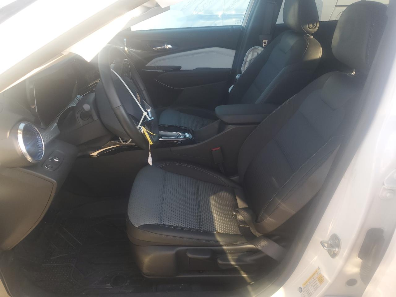 2024 Chevrolet Trax 1Lt VIN: KL77LHE27RC175644 Lot: 89644365