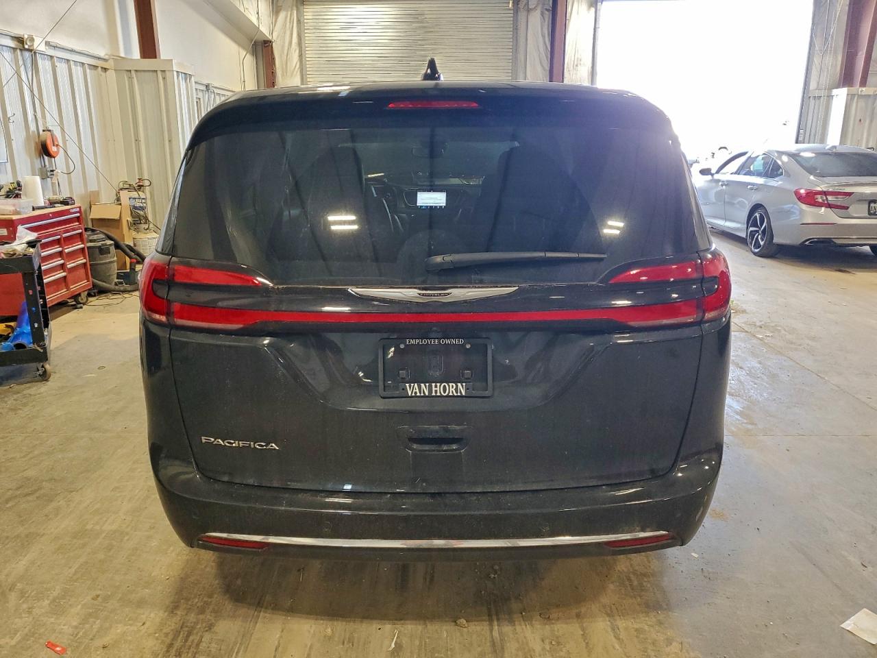 2023 Chrysler Pacifica Touring L VIN: 2C4RC1BG7PR517200 Lot: 93283985