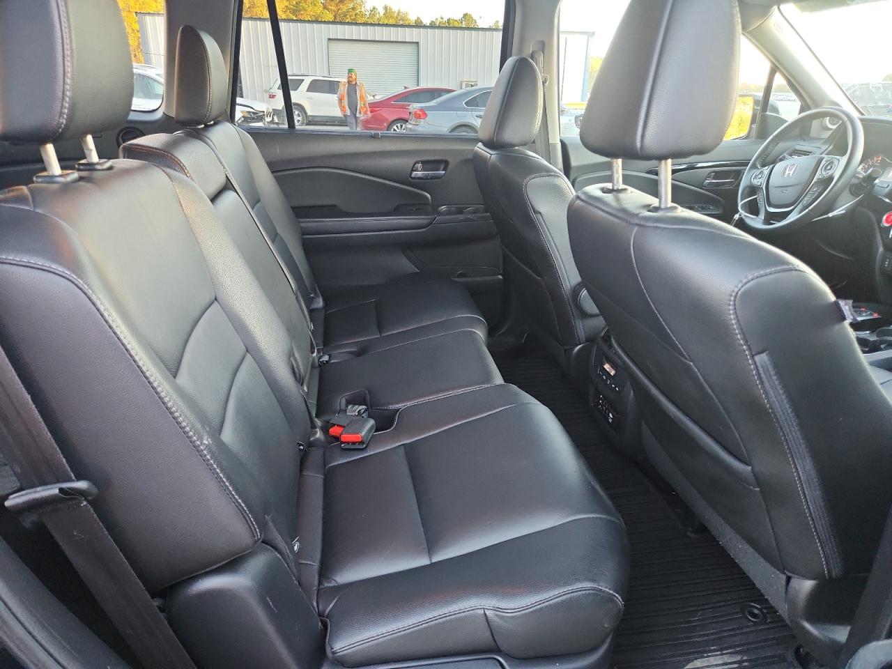 2016 Honda Pilot Touring VIN: 5FNYF5H95GB043214 Lot: 92195085