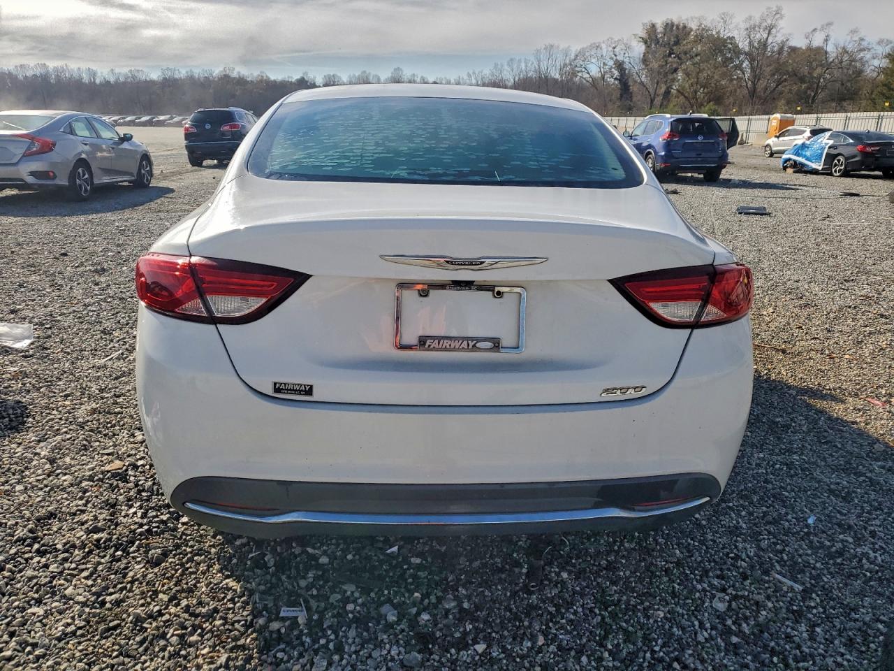 2015 Chrysler 200 Limited VIN: 1C3CCCAB9FN557270 Lot: 94108765
