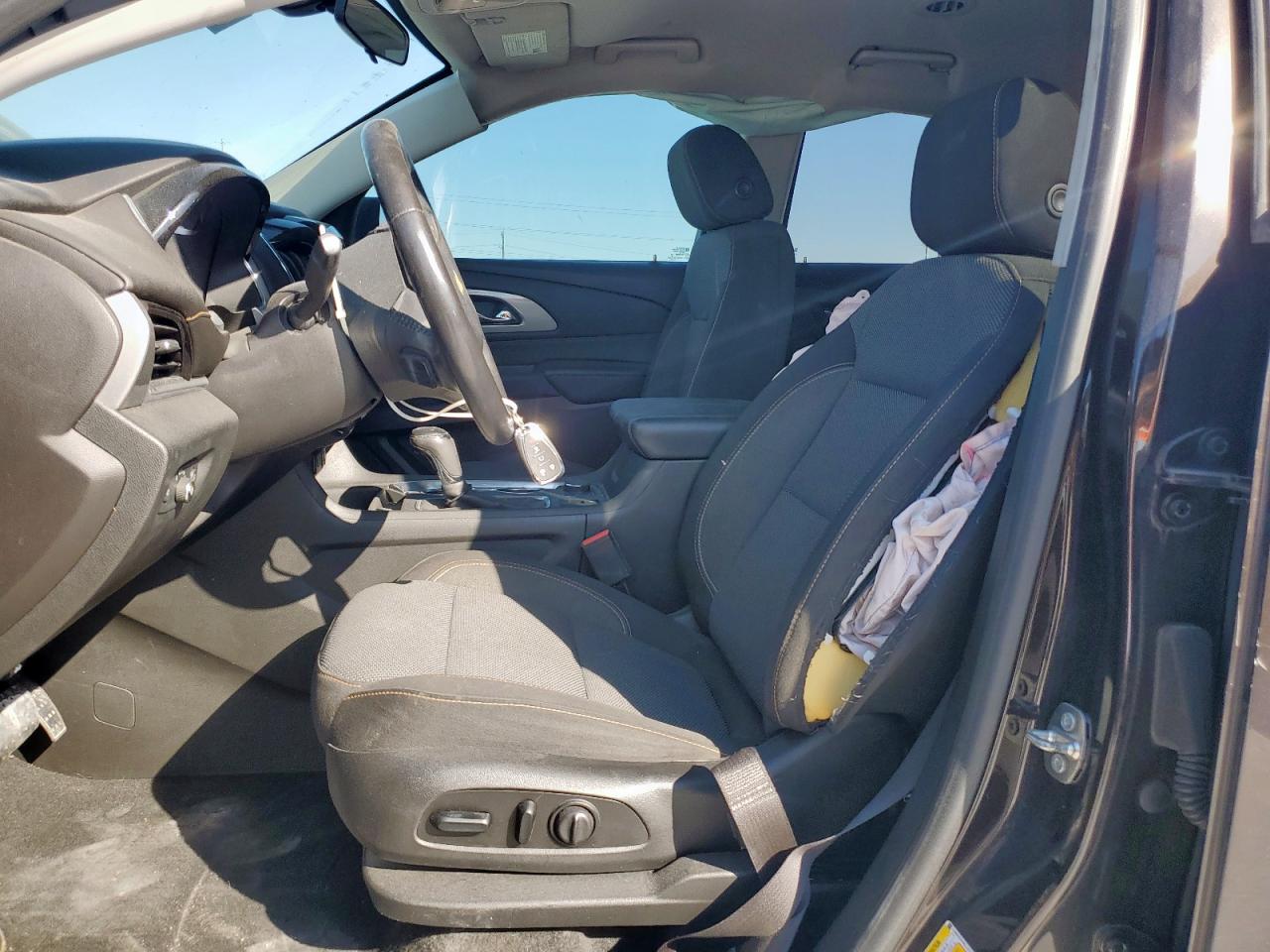 2018 Chevrolet Traverse Lt VIN: 1GNERGKW1JJ211748 Lot: 92017685