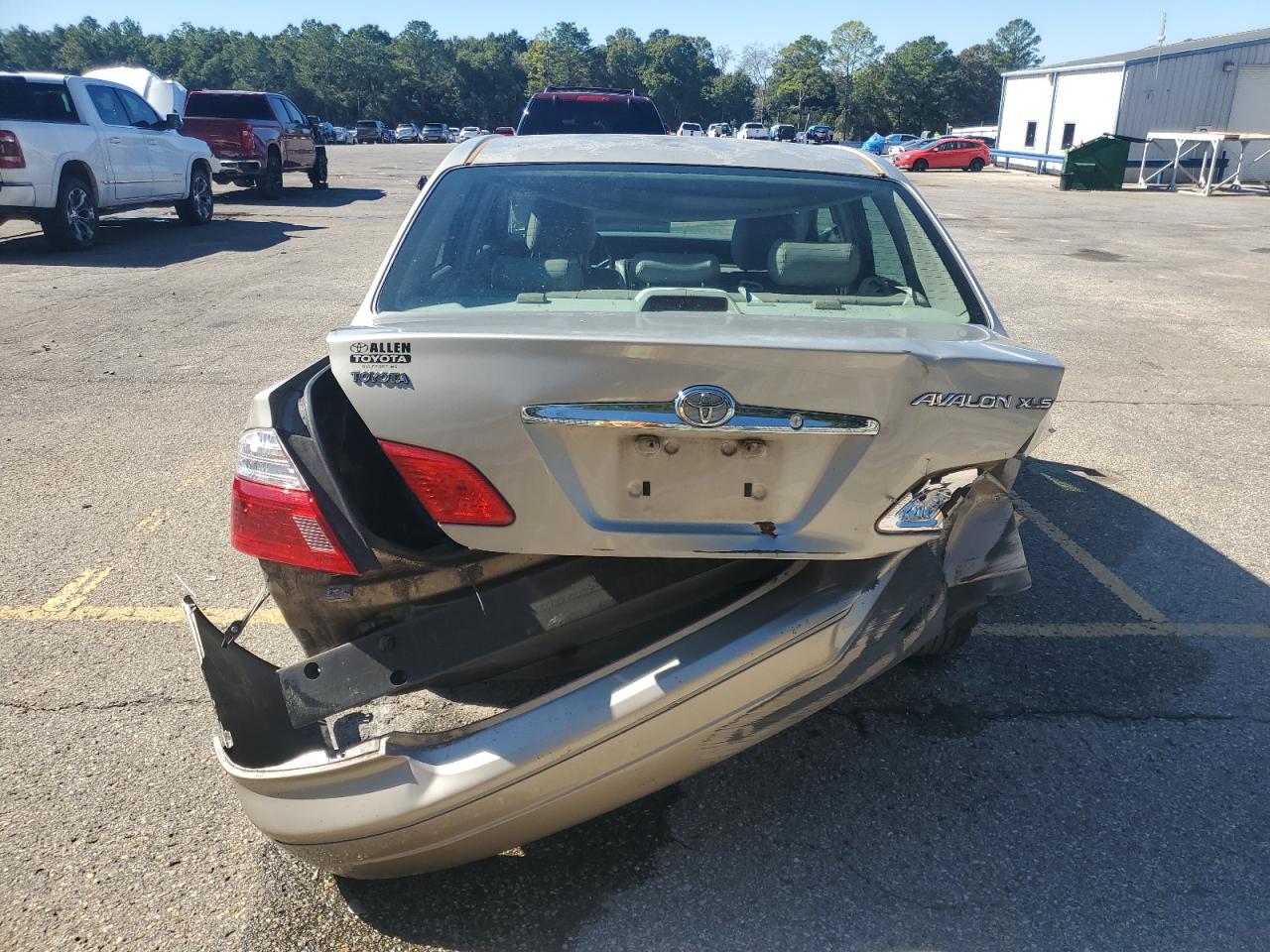 2004 Toyota Avalon Xl VIN: 4T1BF28BX4U367040 Lot: 91202255