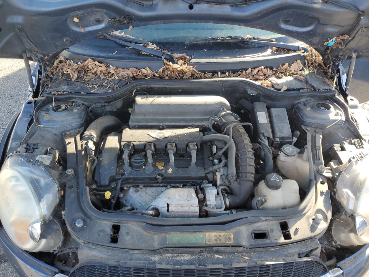 2010 Mini Cooper S VIN: WMWMF7C50ATX41343 Lot: 92353855