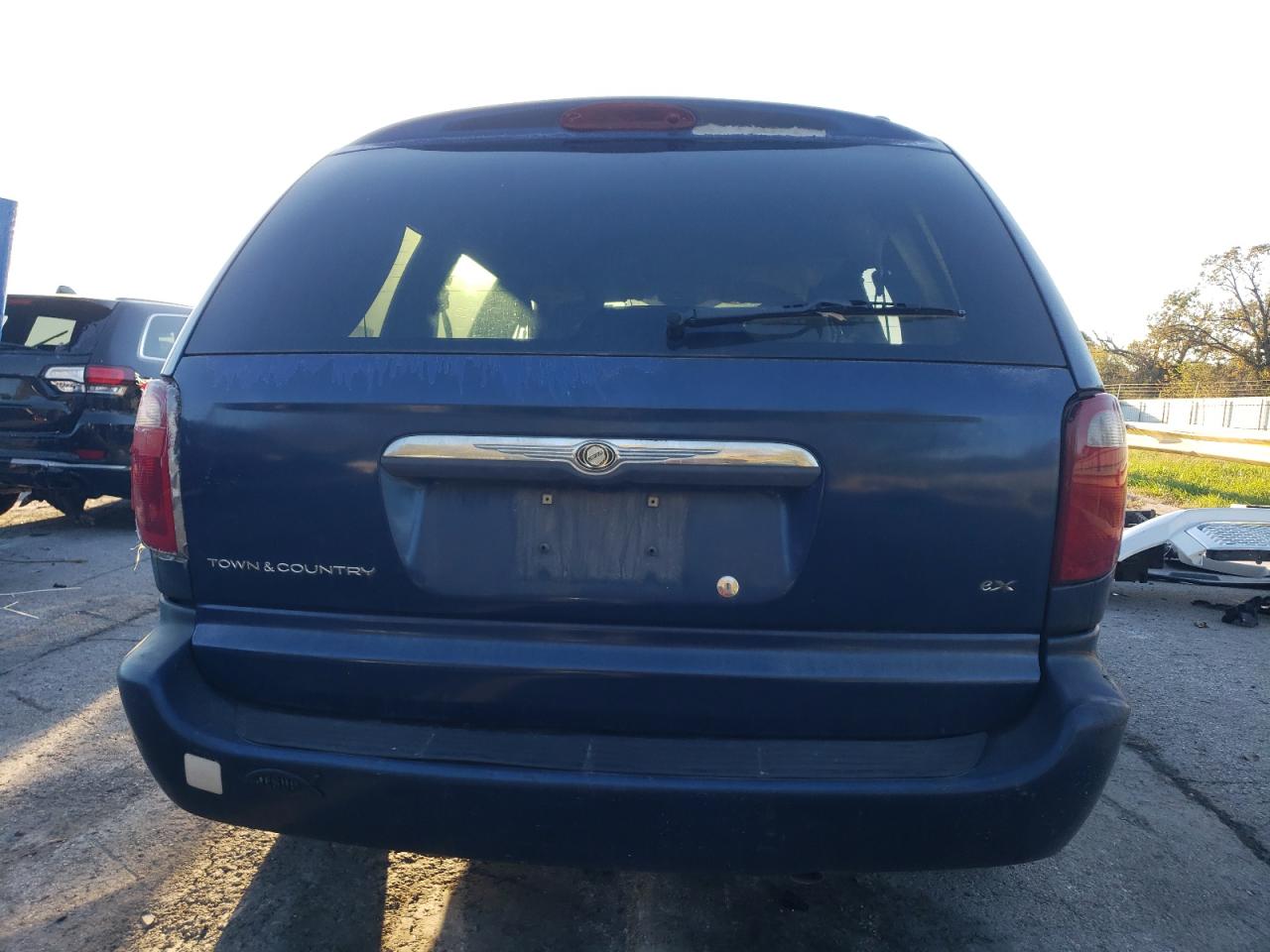 2003 Chrysler Town & Country Ex VIN: 2C8GP74L83R118488 Lot: 91186585