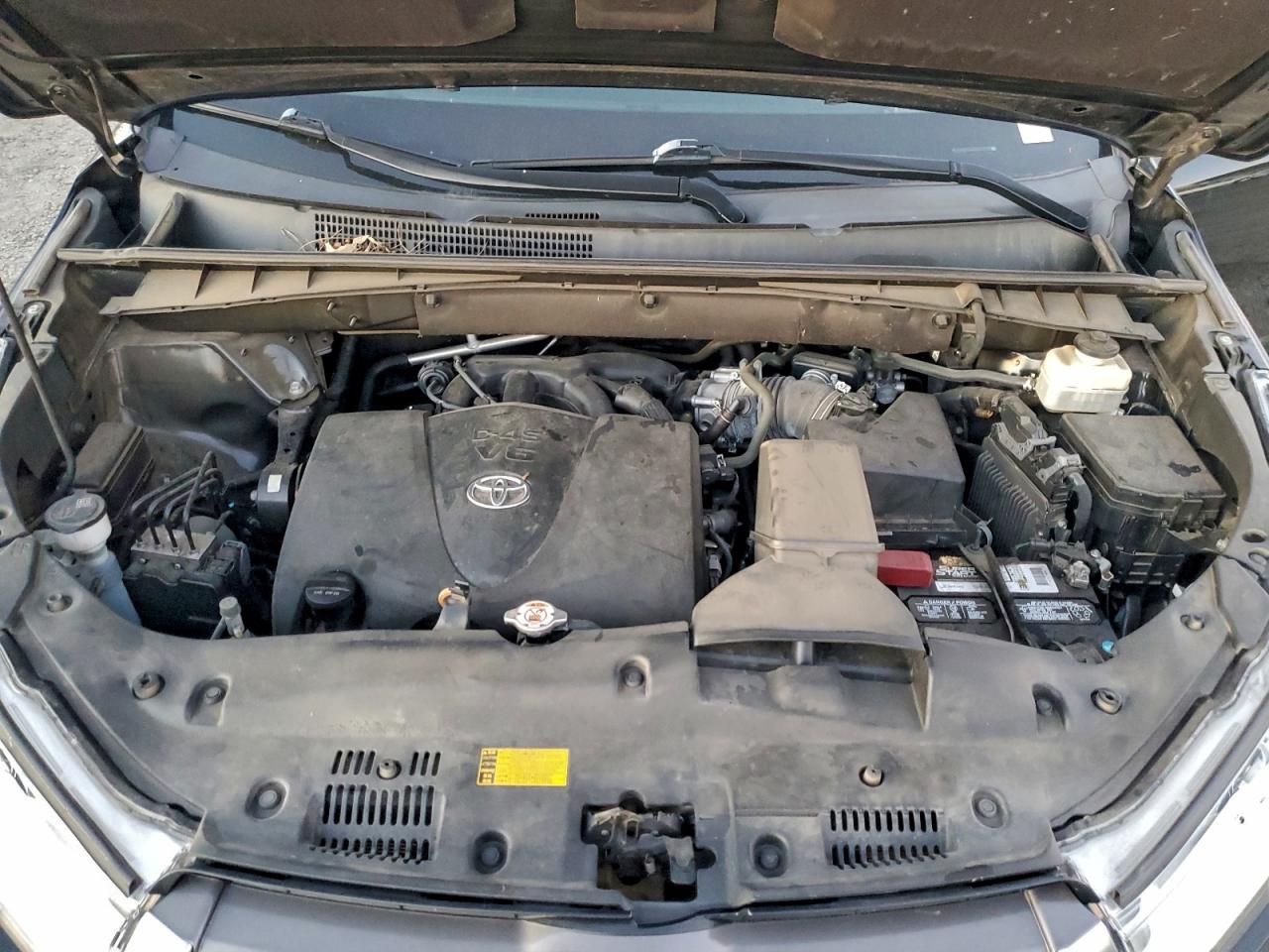 2018 Toyota Highlander Se VIN: 5TDKZRFH9JS547721 Lot: 93993985