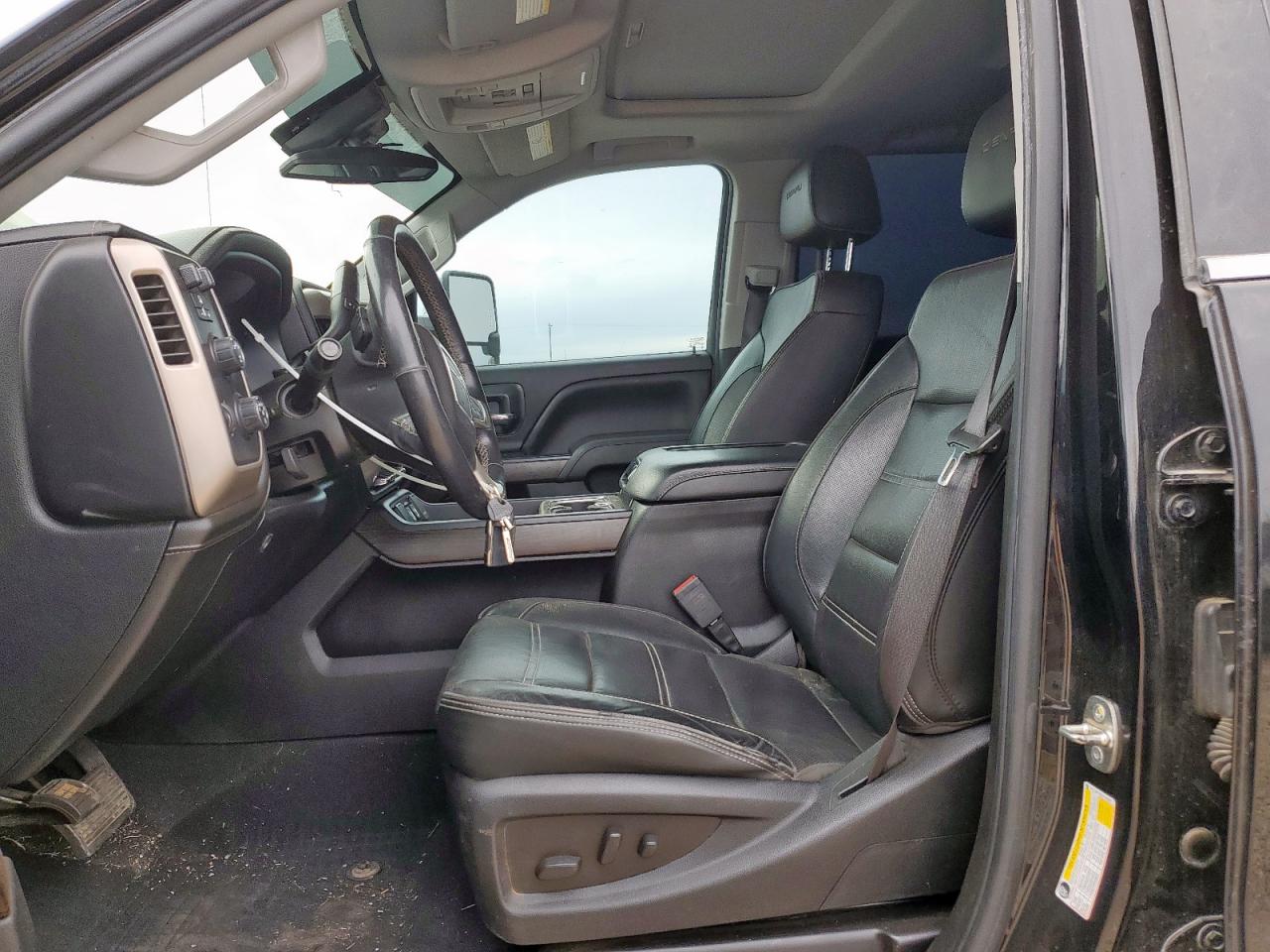 2019 GMC Sierra K2500 Denali VIN: 1GT12SEY5KF143289 Lot: 92749165