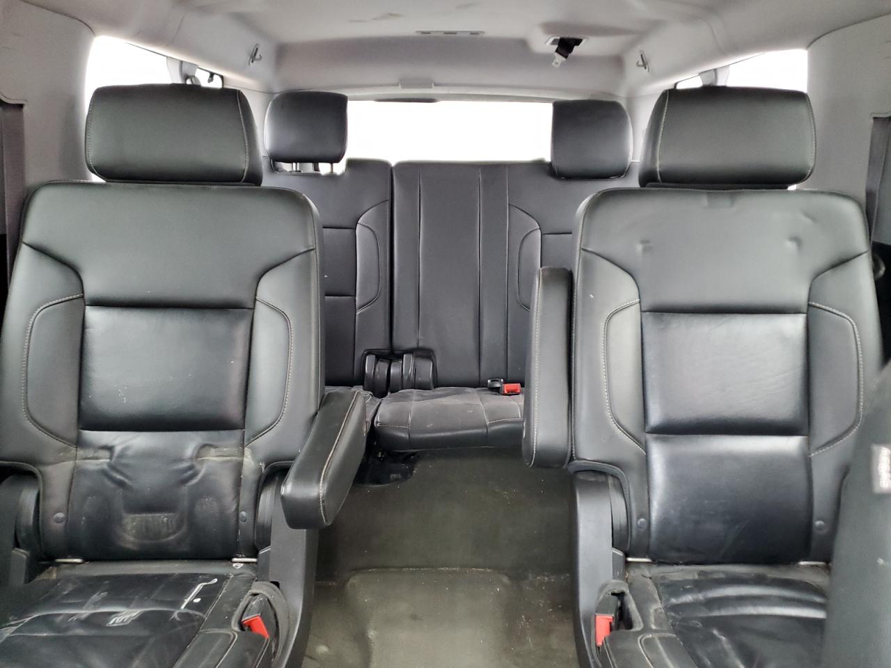 2015 Chevrolet Suburban K1500 Lt VIN: 1GNSKJKC5FR258543 Lot: 92045365