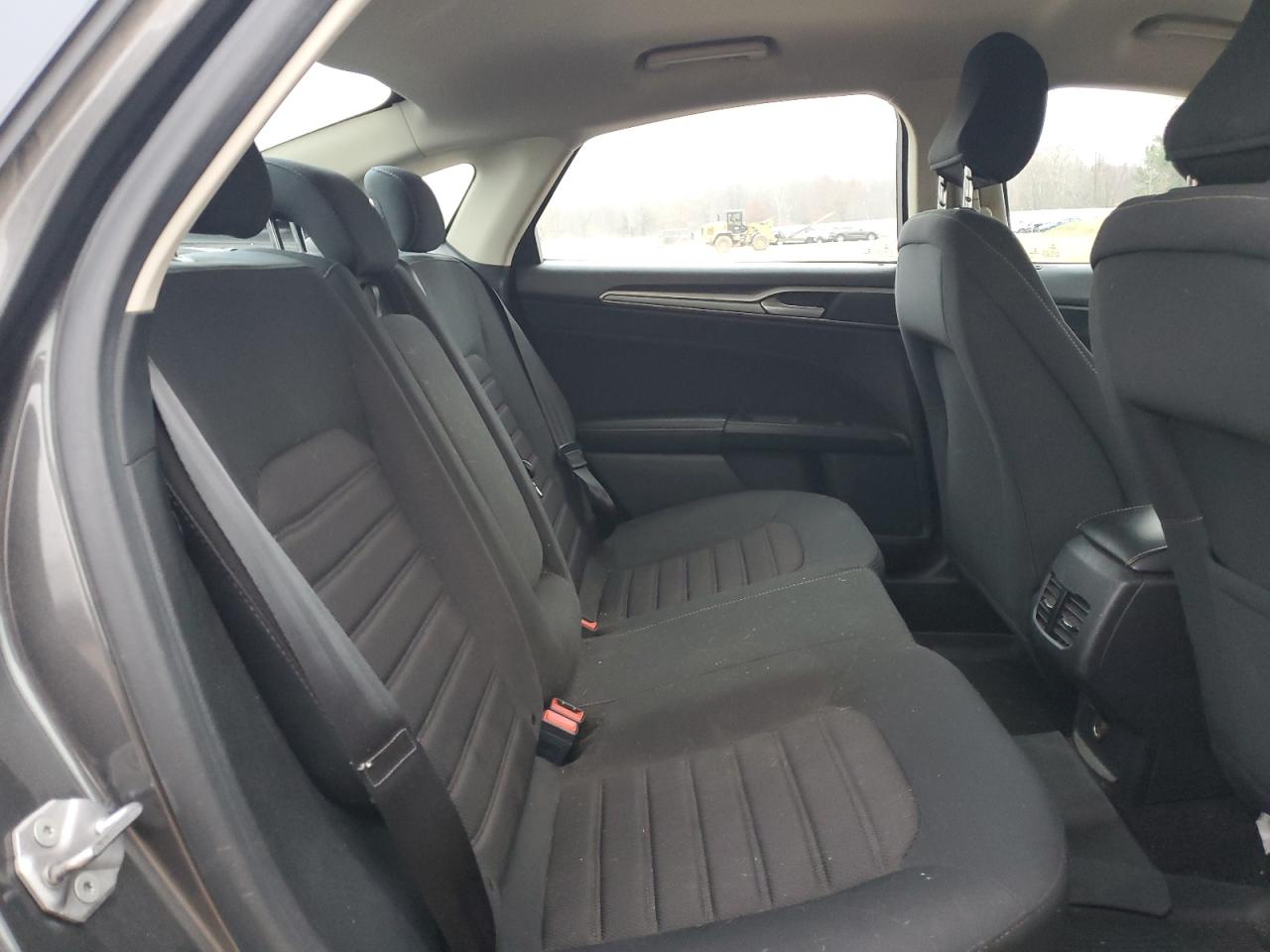 2020 Ford Fusion Se VIN: 3FA6P0T9XLR106580 Lot: 93829435