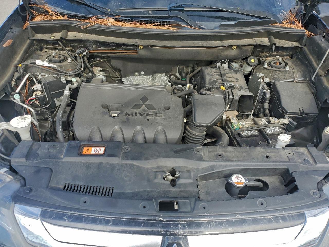 2016 Mitsubishi Outlander Es VIN: JA4AD2A3XGZ040647 Lot: 94114885