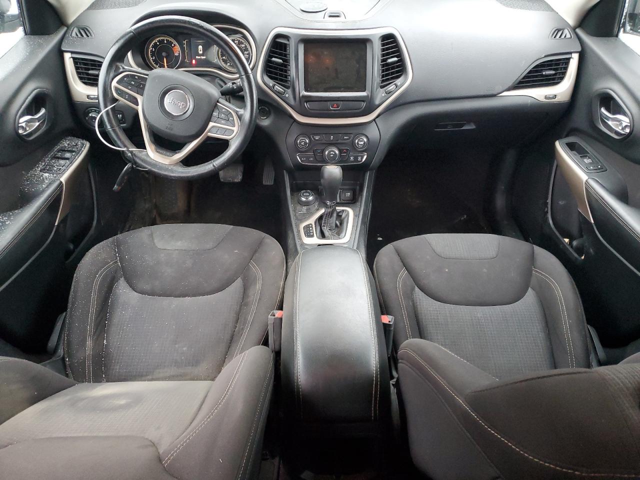 2017 Jeep Cherokee Latitude VIN: 1C4PJMCB6HW611935 Lot: 91974105