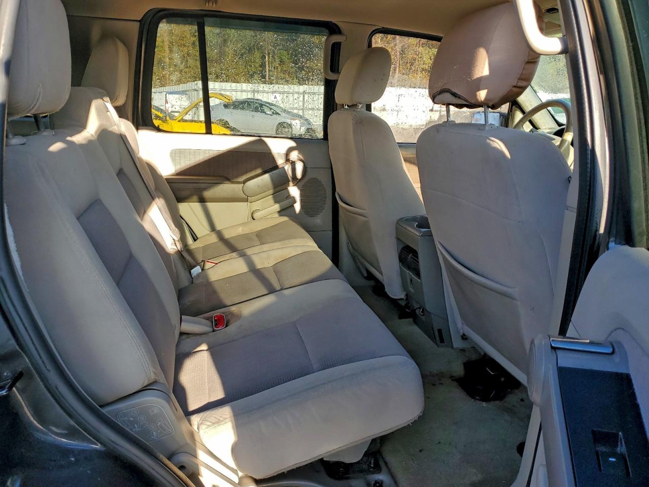 2007 Ford Explorer Xlt VIN: 1FMEU63EX7UA61889 Lot: 94433735