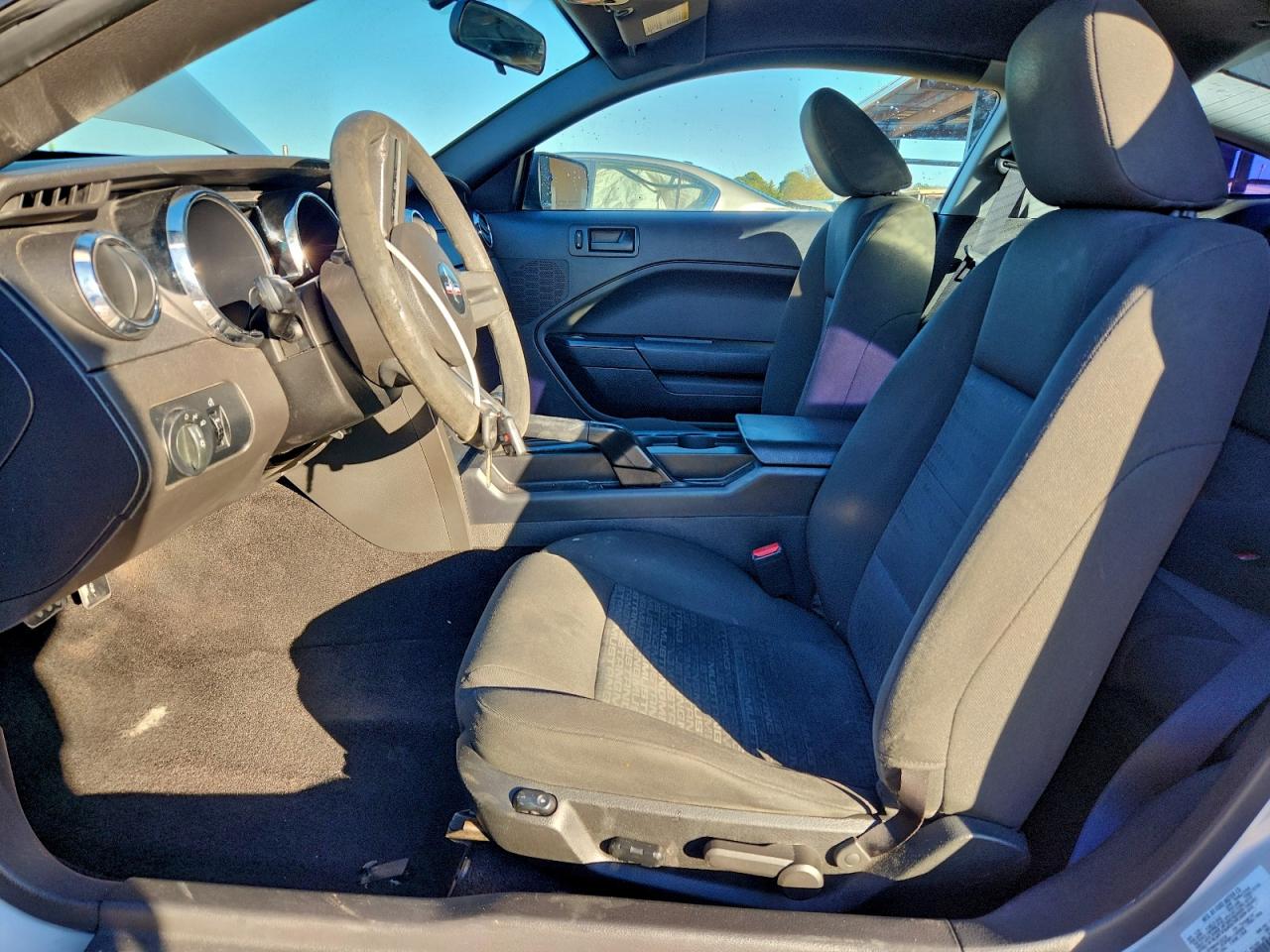 2006 Ford Mustang VIN: 1ZVFT80N265183258 Lot: 93652515