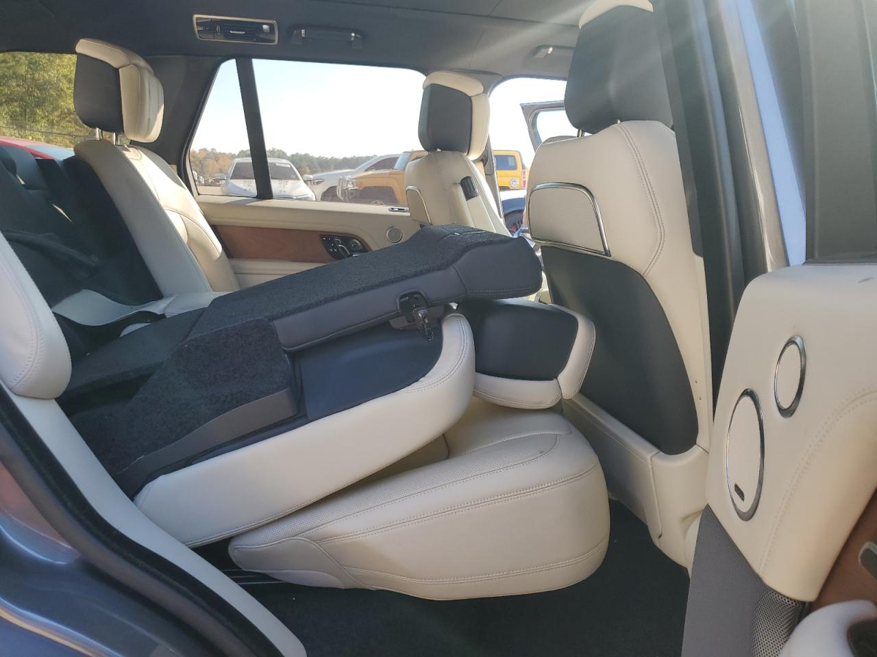 2019 Land Rover Range Rover Autobiography VIN: SALGV2RE9KA543251 Lot: 90881105