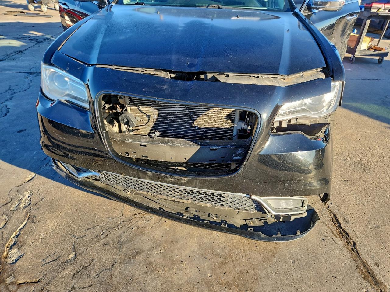 2016 Chrysler 300C VIN: 2C3CCAEG0GH252440 Lot: 94095455