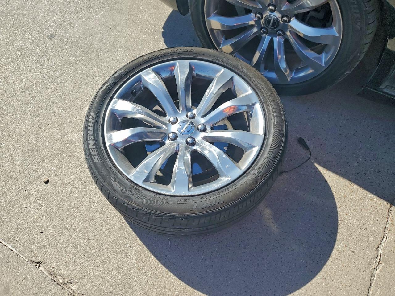 2018 Chrysler 300 Limited VIN: 2C3CCAEG2JH126913 Lot: 91474985