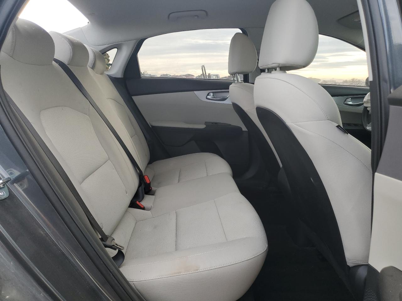 2023 Kia Forte Lx VIN: 3KPF24AD6PE670750 Lot: 92107555