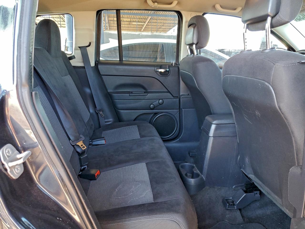 2014 Jeep Compass Sport VIN: 1C4NJCBAXED725910 Lot: 93786035