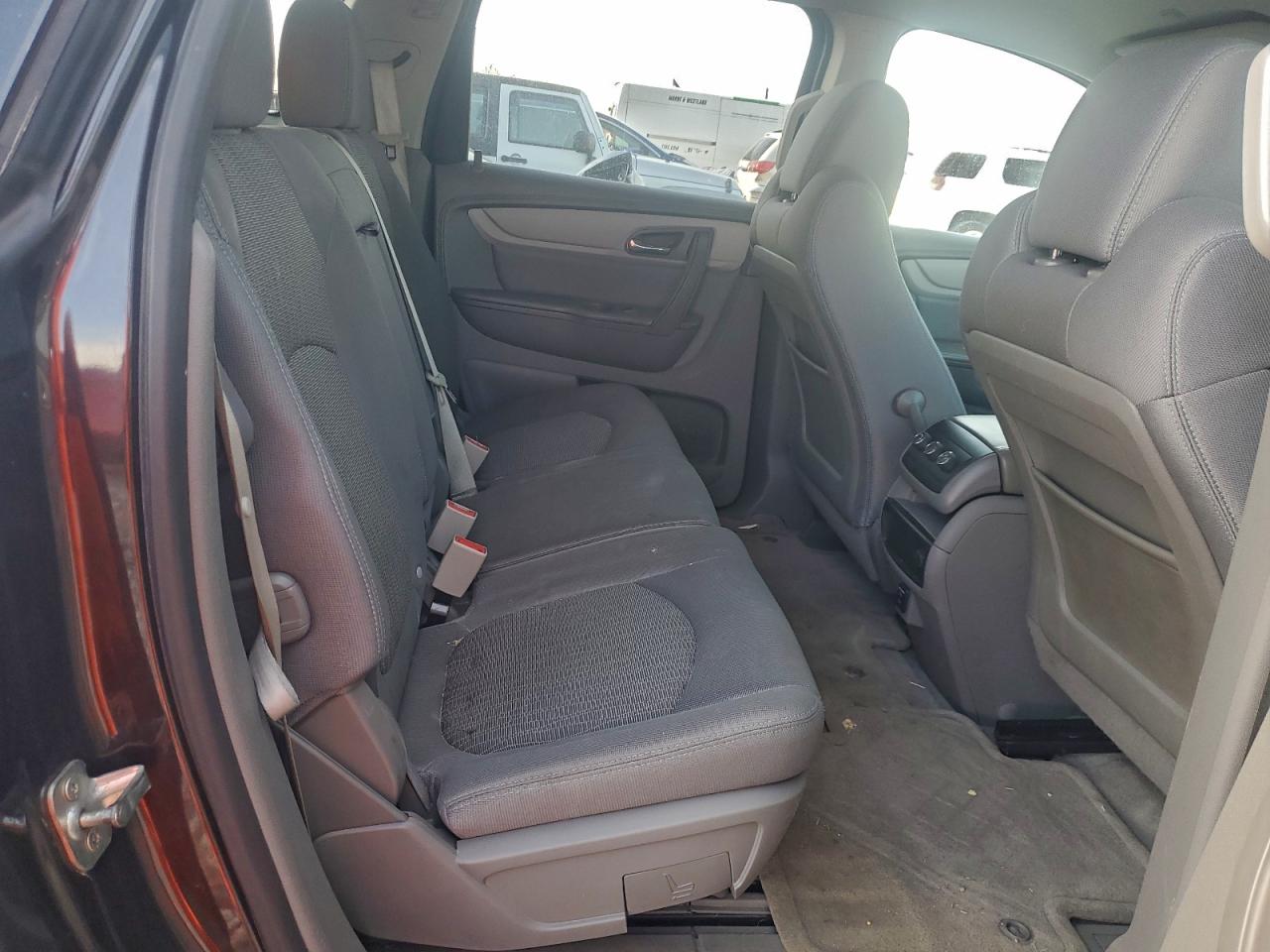 2016 Chevrolet Traverse Ls VIN: 1GNKVFED0GJ144054 Lot: 93017135