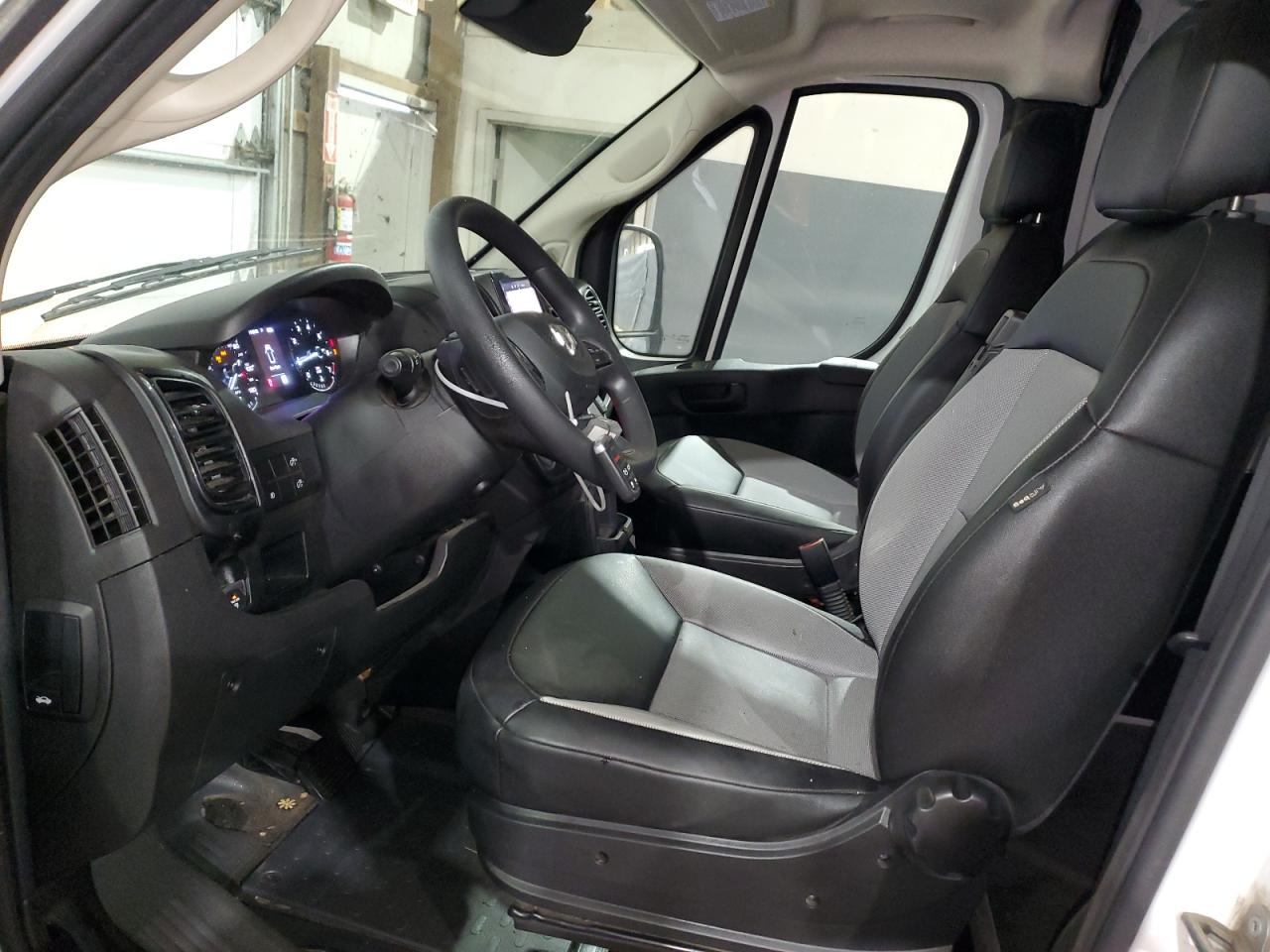 2025 Ram Promaster 2500 2500 High VIN: 3C6LRVDG5SE506951 Lot: 94060015