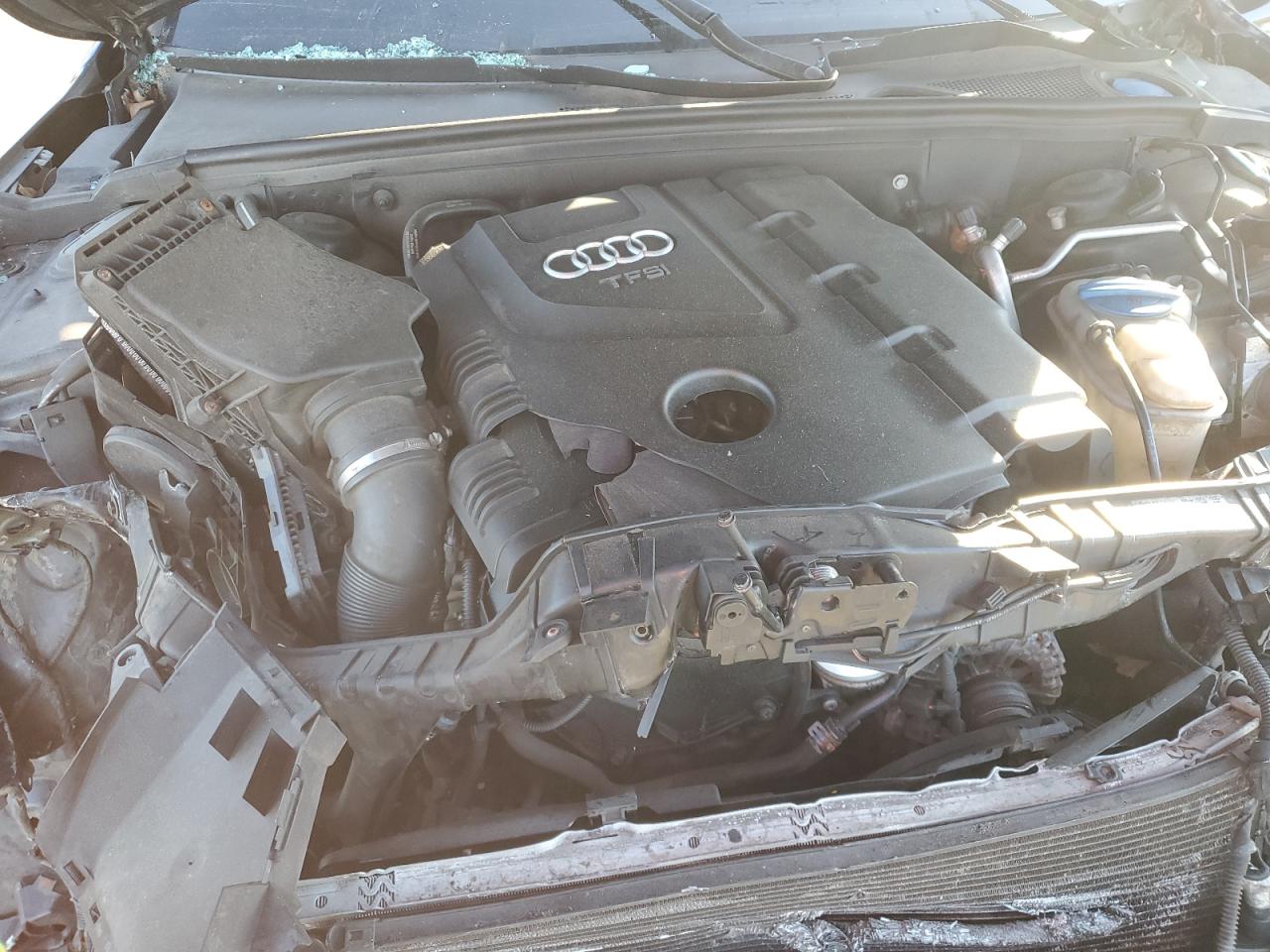 2015 Audi A4 Premium VIN: WAUBFAFL4FN008996 Lot: 92830645