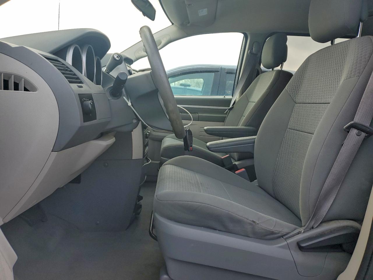 2010 Dodge Grand Caravan Se VIN: 2D4RN4DE2AR303491 Lot: 92348095