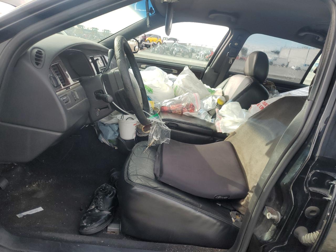 2007 Lincoln Town Car Executive L VIN: 1LNHM84W77Y628259 Lot: 87251965